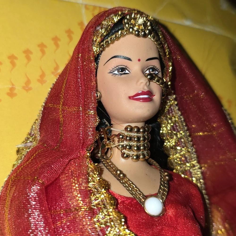 Barbie Expressions of India Doll in Red and Gold - Picture 4 of 9